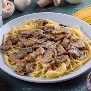 Recipe preview Tagliolini Pasta with Mushrooms and Garlic