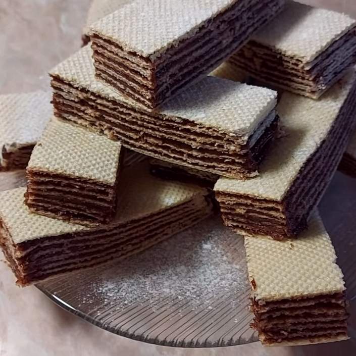 Csokoládés ostya, vagy más néven nápolyi