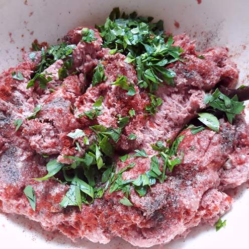 Vleesballetjes in ui-appelsaus - stap voor stap bereiding 1