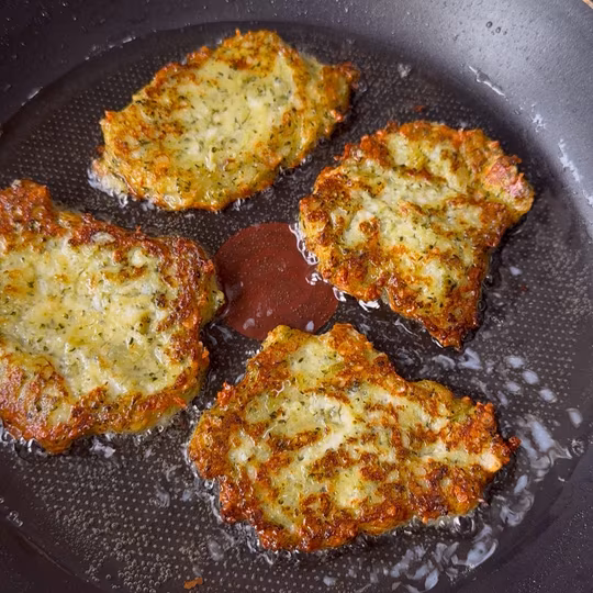 Náhľad receptu Brokolicové placky so syrom