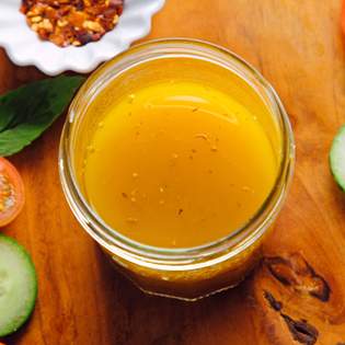 Recipe preview How to make homemade Greek salad dressing?