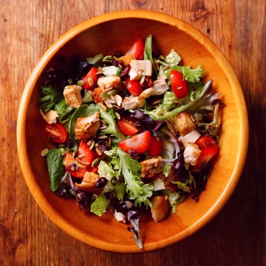 Anteprima ricetta Insalata di pollo