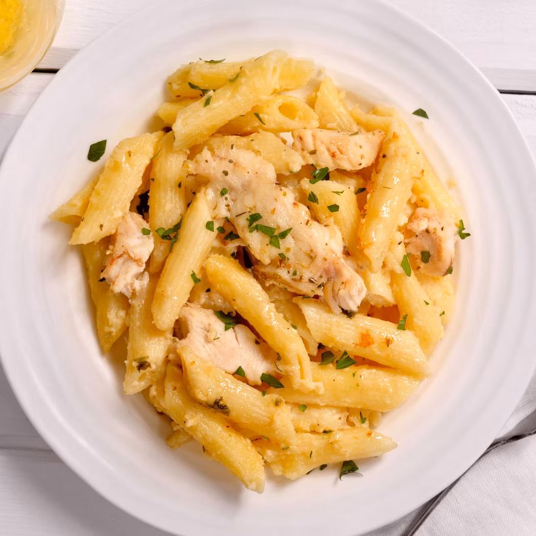 Pasta proteica con salsa