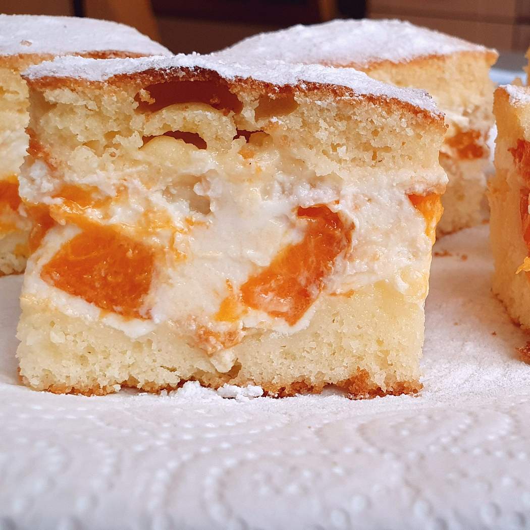 Torta albicocche e yogurt