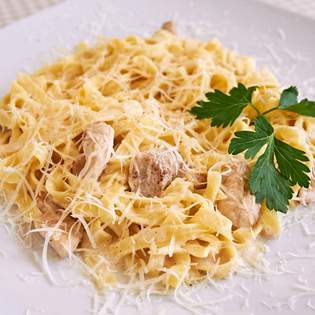 Recipe preview Pasta with cheese and chicken
