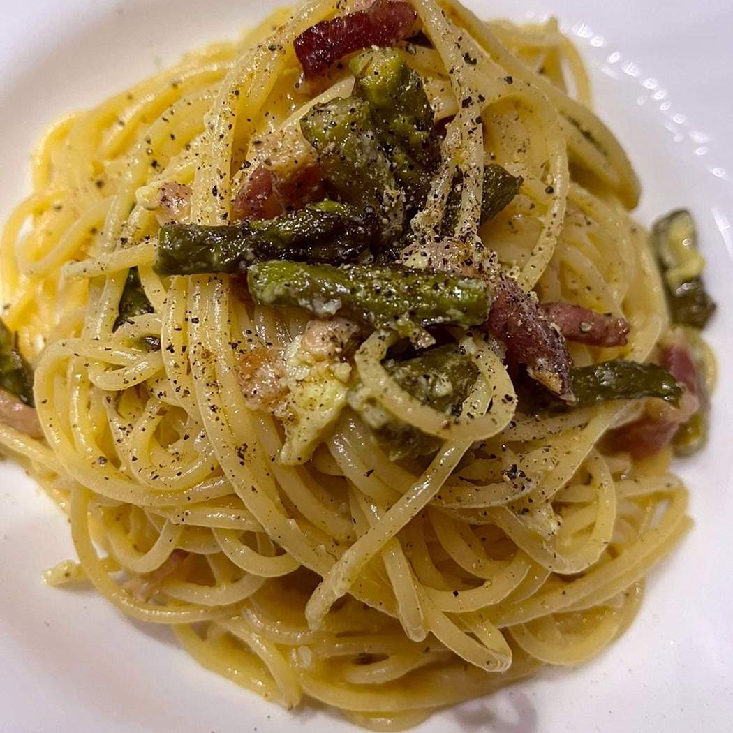 Carbonara di Asparagi e Pancetta