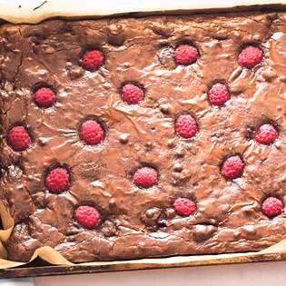 Recipe preview Bean Brownies with Raspberries