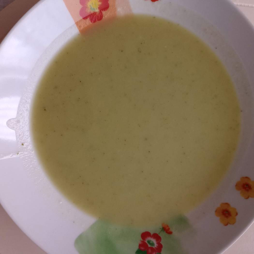 Zuppa di broccoli per bambini