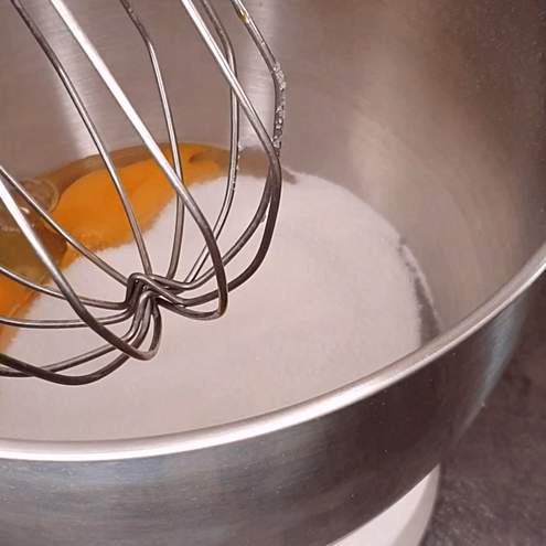 Torta quattro quarti - procedimento 1