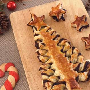 Recipe preview Chocolate and puff pastry Christmas tree recipe