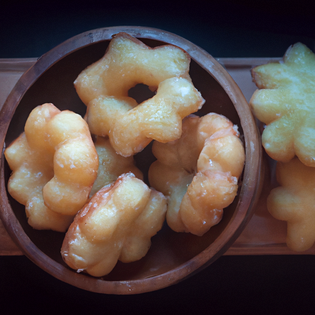 Recipe preview Old-Fashioned Deep Fried Pineapple Ring Fritters