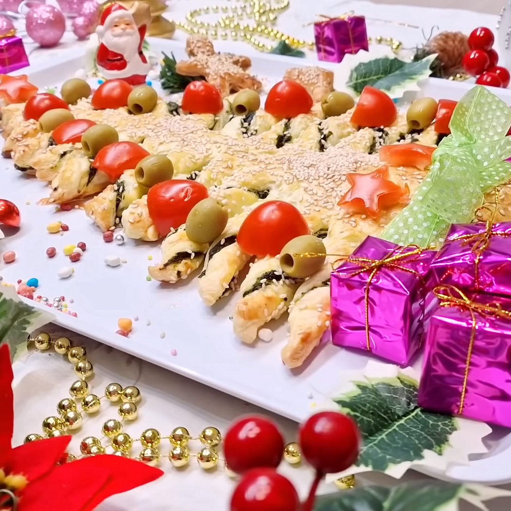 Albero di Natale di pasta sfoglia