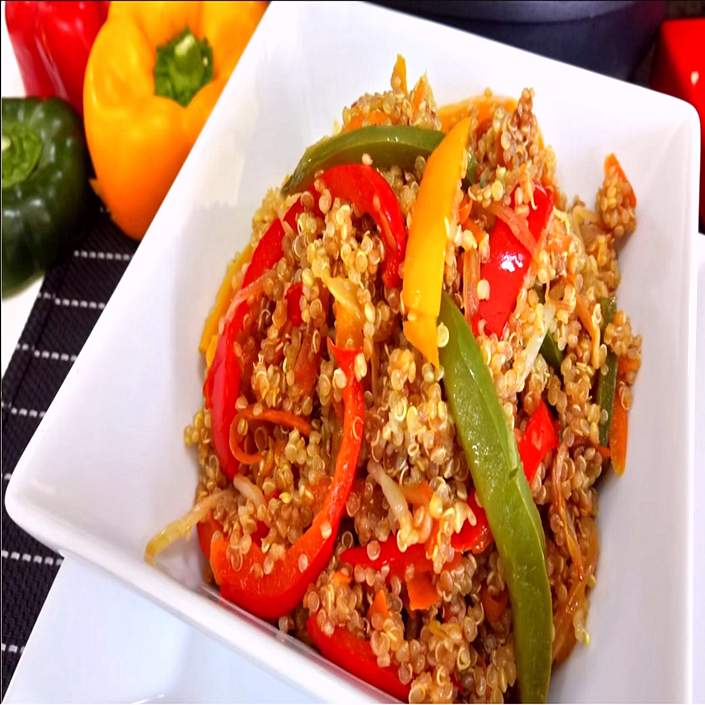 Ensalada de quinoa con verduras asadas
