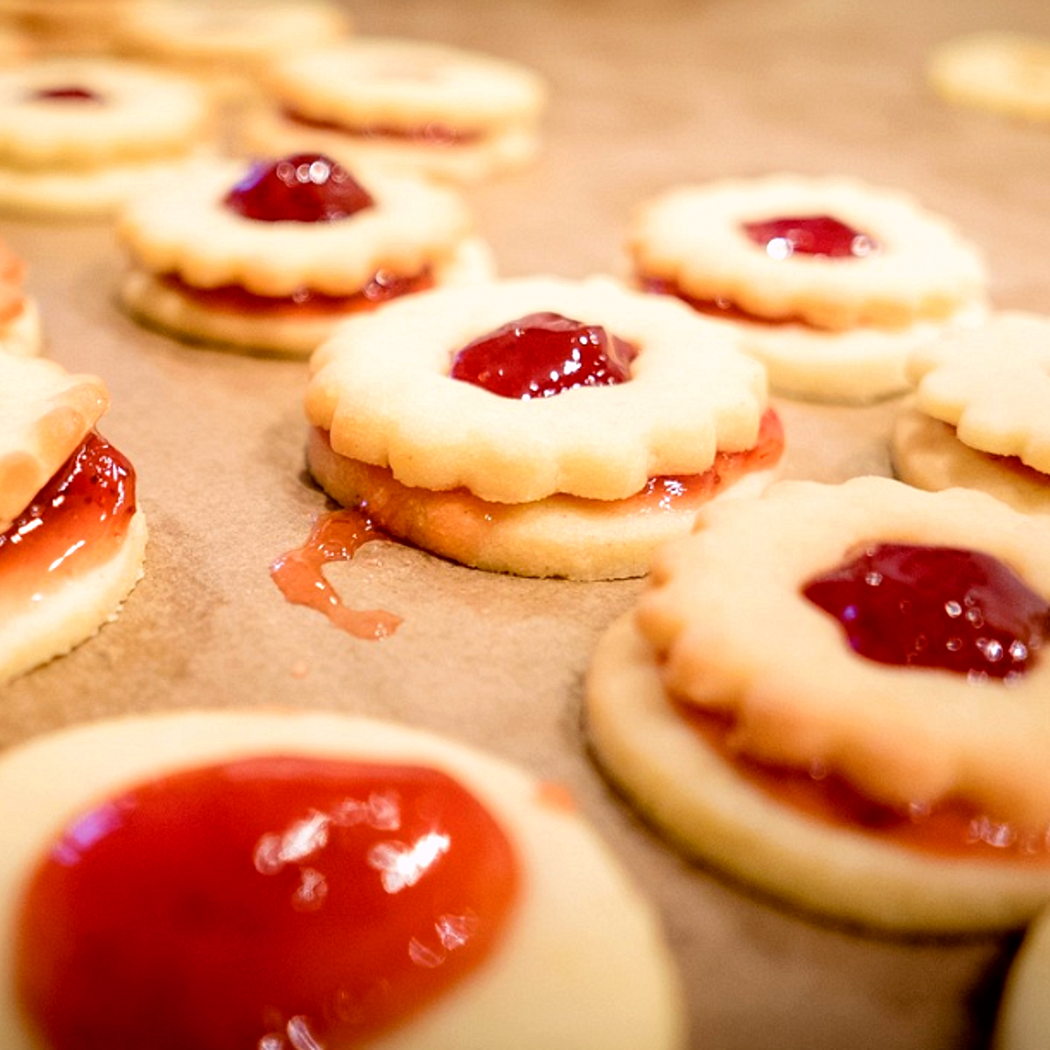 Biscotti di Natale ricetta Linzer eyes