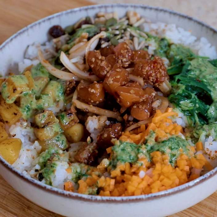 Easy homemade salmon sushi bowl recipe