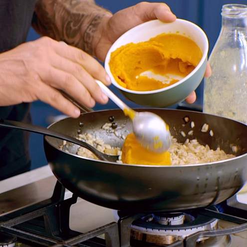 Ricetta facile del risotto alla zucca fatto in casa - procedimento 1