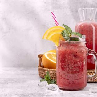 Recipe preview How to Make a Breakfast Fruit Smoothie