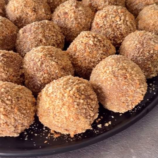 Náhľad receptu Jednoduché guľky zo 4 surovín