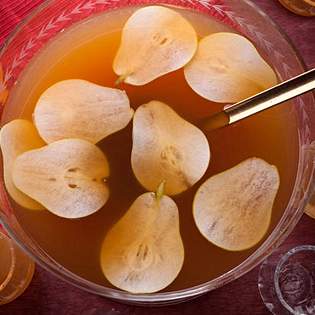 Recipe preview Spiced Brandy-Pear Punch