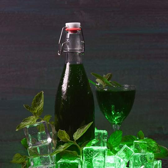 Anteprima ricetta Ricetta per fare in casa il liquore alla menta