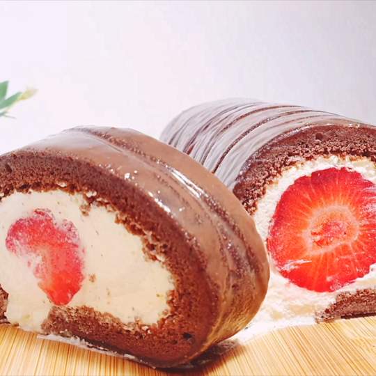 Anteprima ricetta Rotolo alle fragole