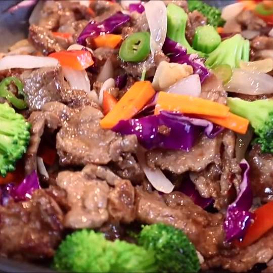 Anteprima ricetta Straccetti di manzo con verdure