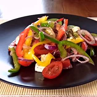 Paprika Salat mit Feta - Rezeptvorschau