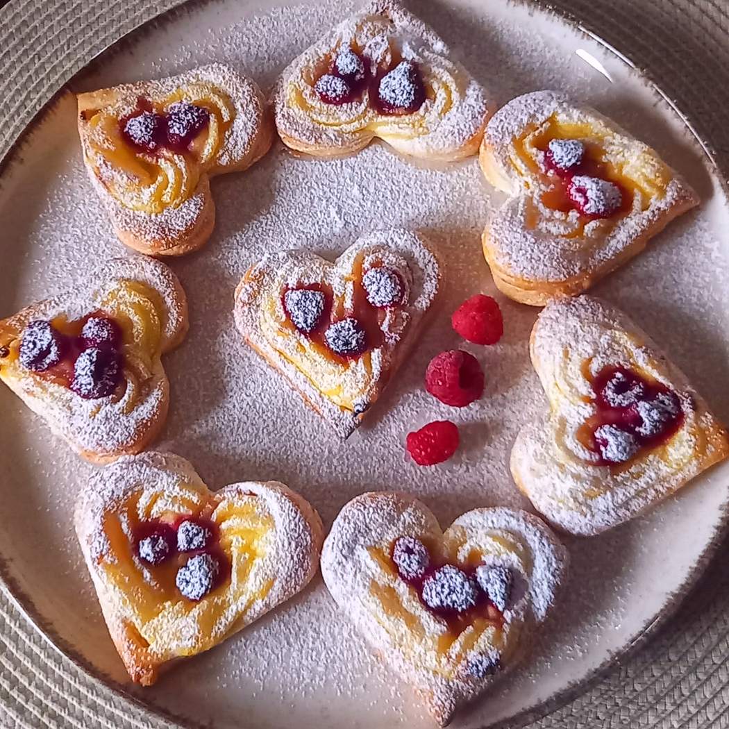 Dolce al pudding con pasta sfoglia