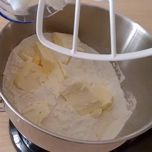 Scarcelle di pasqua pugliesi - procedimento 1