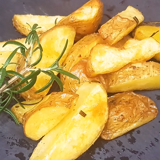 Anteprima ricetta Patate al forno con buccia