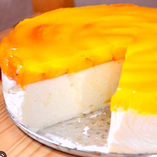 Fruchtiger Quarkkuchen ohne Boden mit Tortenguss und Pfirsich - Rezeptvorschau