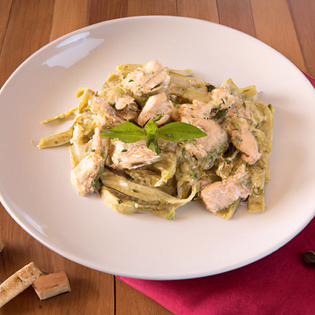 Recipe preview Creamy Chicken Garlic Pesto Pasta