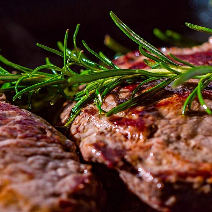 Rinderfilet mit Rosmarin