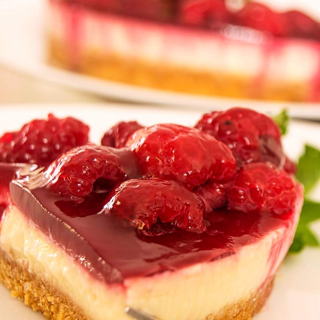 Torta al mascarpone e lamponi