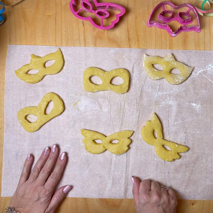 Maschere di carnevale dolci