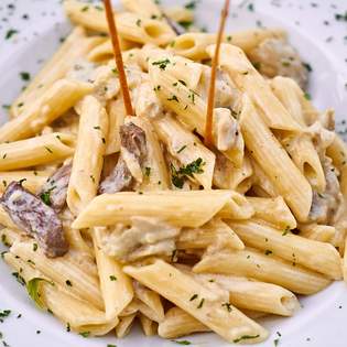 Voorvertoning van recept Pasta met champignons en knoflook