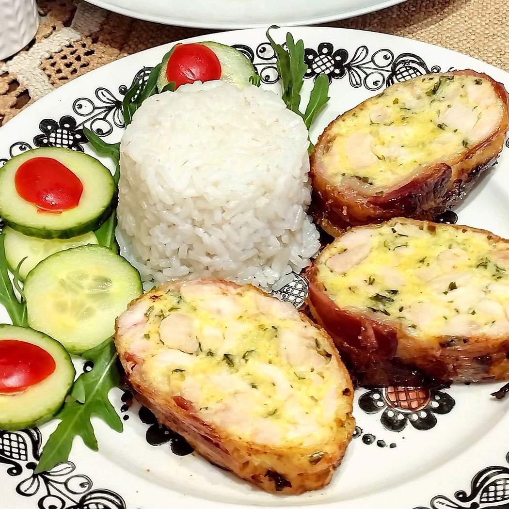 Baconös csirkemell őzgerincformában