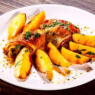 Recipe preview Baked Chicken Thighs with Potatoes