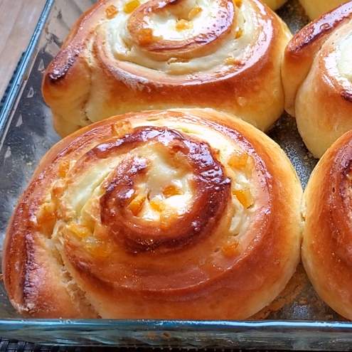 Tvarohové slimáky - krok prípravy 1