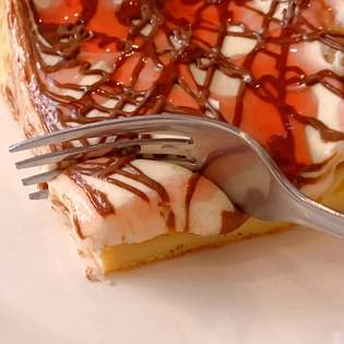 Recipe preview How to make Easy Eclair Cake