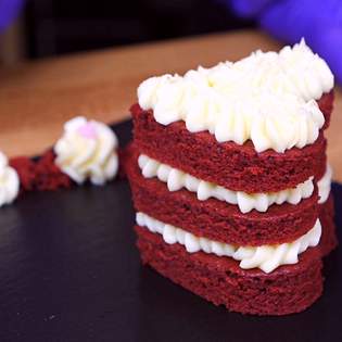 Recipe preview Homemade red velvet cake recipe for Valentine's Day