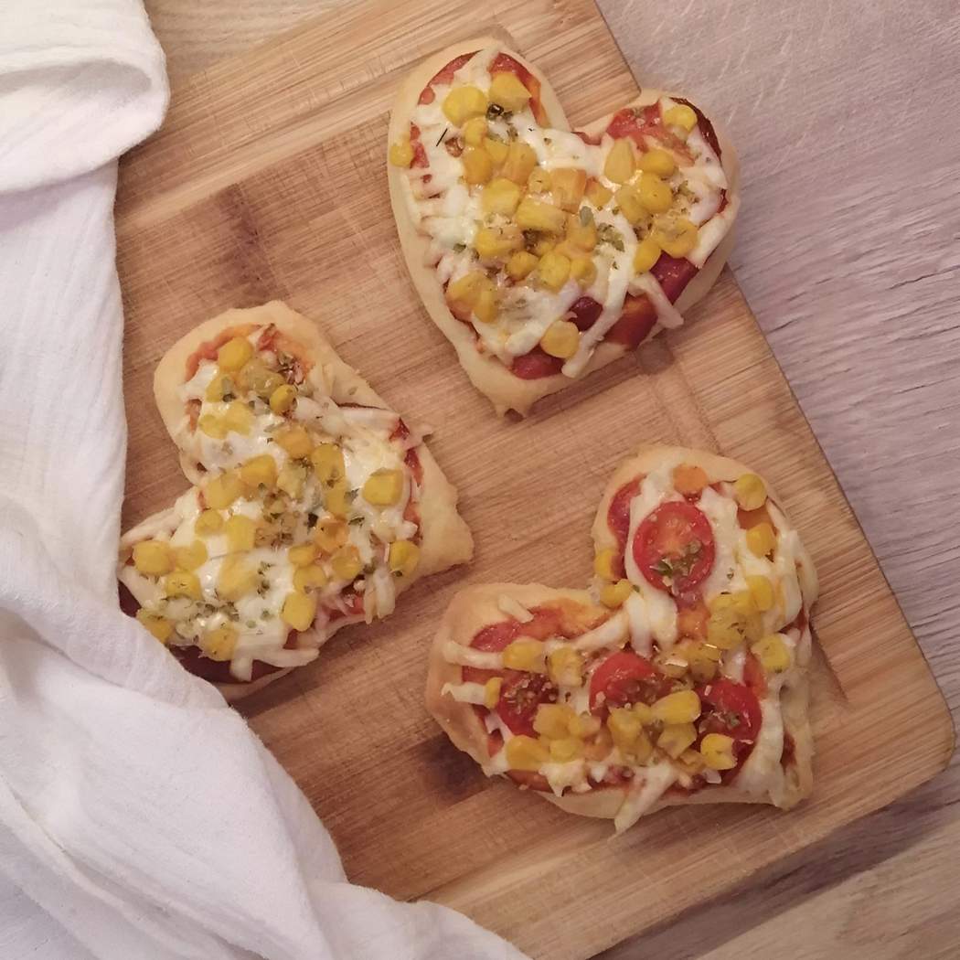 Joghurtos pizza