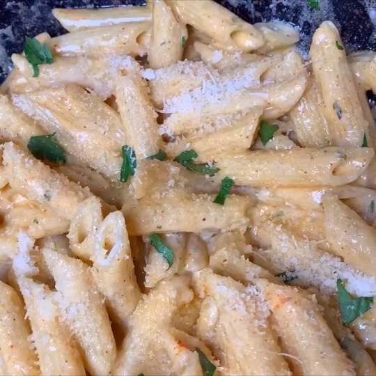 Anteprima ricetta Pasta alla crema di parmigiano