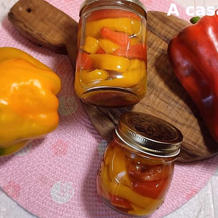 Peperoni in agrodolce da conservare