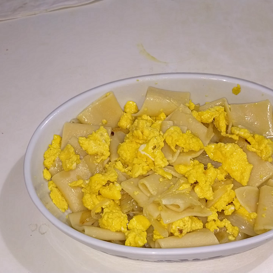 Anteprima ricetta Spaghetti con uova e cipolla