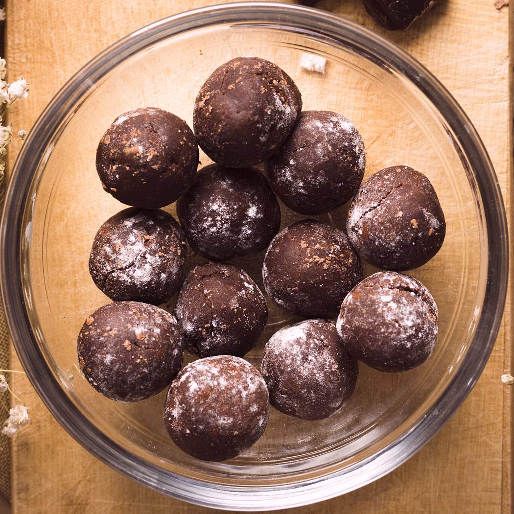 Nyers vegán csokoládé Bliss Balls