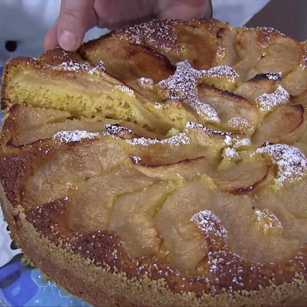 Torta di mele soffice ricetta della nonna