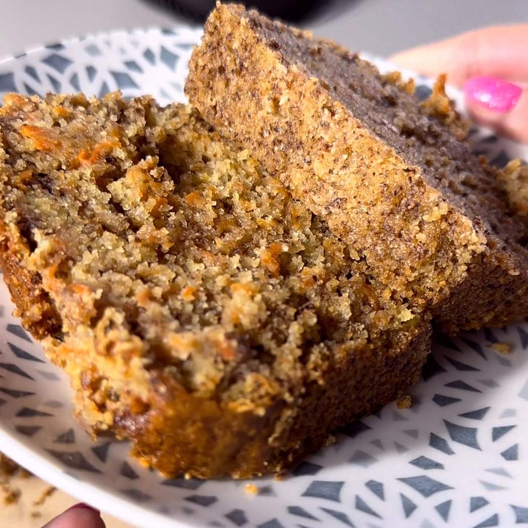 Torta di carote con noci