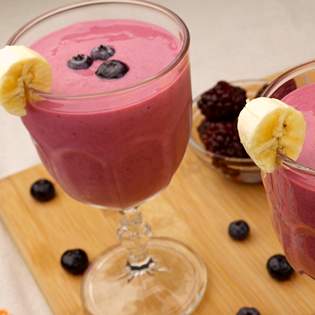 Recipe preview How to make a fruit smoothie at home?
