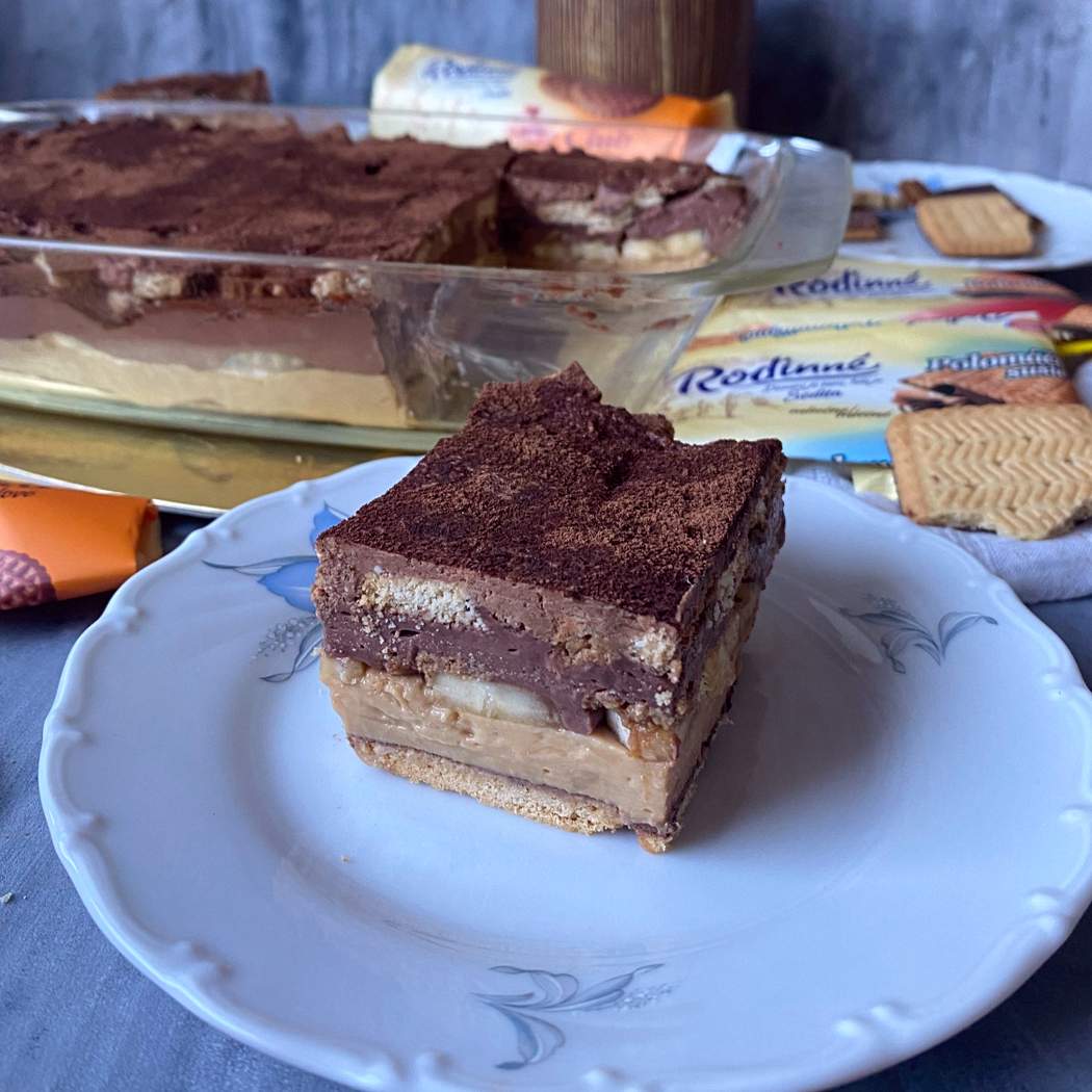 Tort fără coacere cu caramel și ciocolată